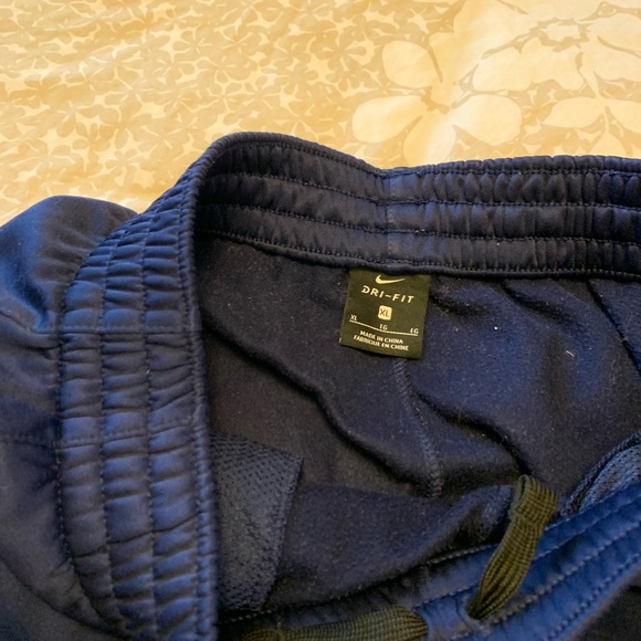 Boys Nike dri-fit pants. Set of 3. - Picture 3 of 8